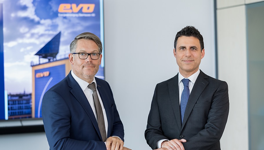 Ein Bild der beiden Vorstände der evo.